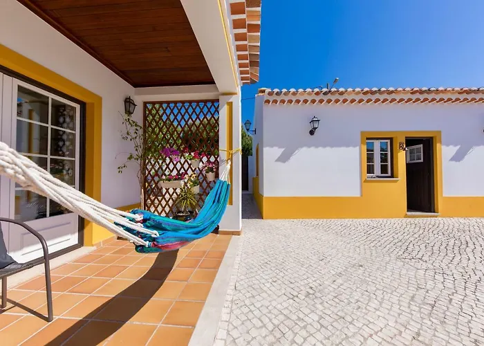 A Casa Da Andorinha Casa de Férias Salir de Matos