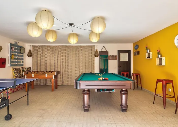 A Casa Da Andorinha * Salir de Matos